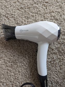 HairDryer / In Styler