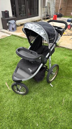 Keep Jogging Stroller