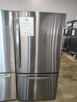 LG  Refrigerator LRDCS2603S