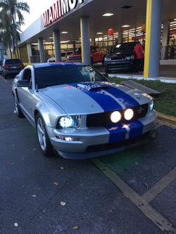 2008 MUSTANG V8 95000 millas