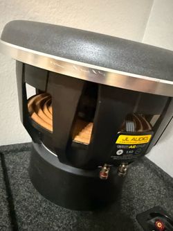 JL Audio 13.5 W7