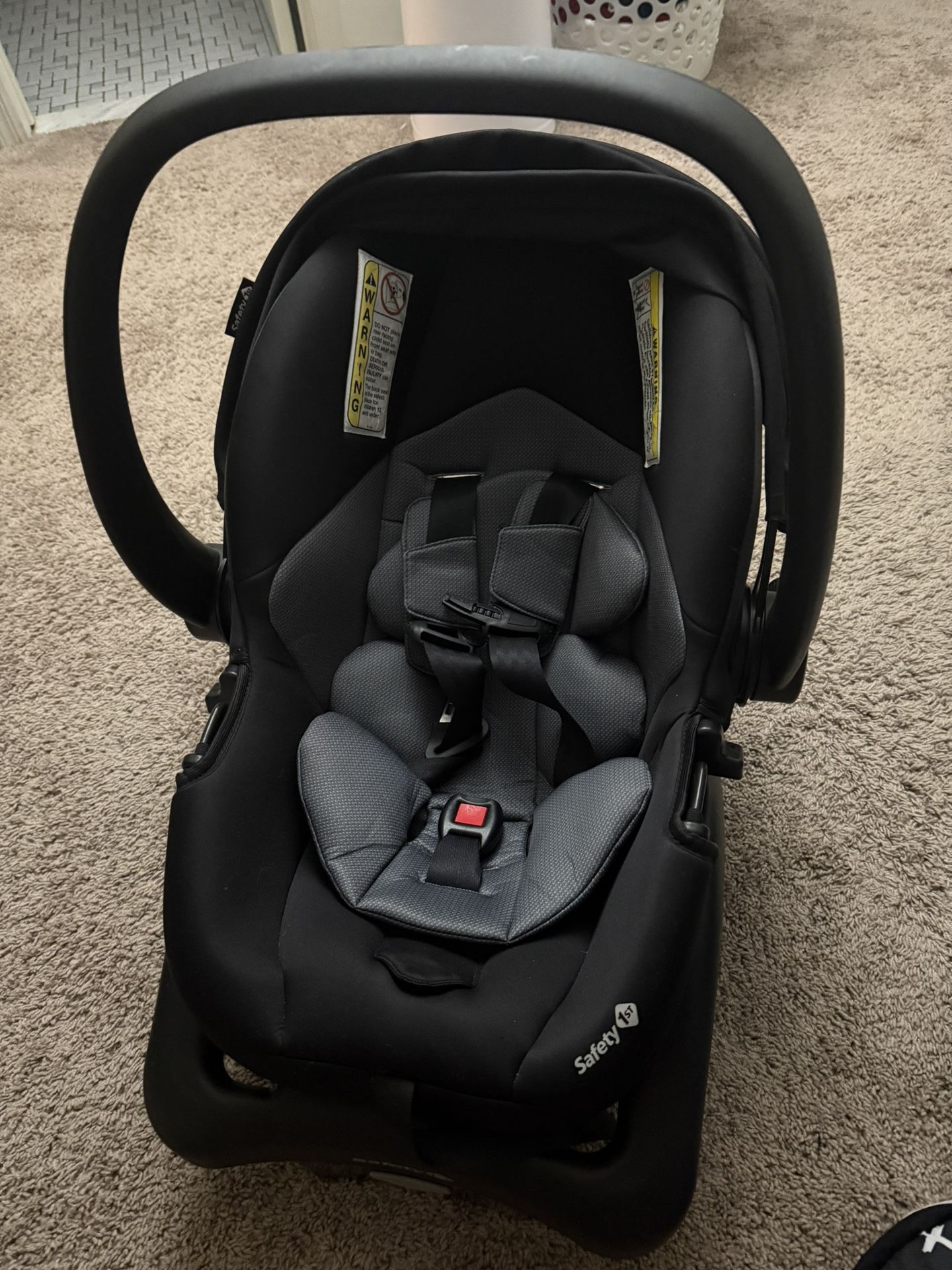 Safety First Infant Car seat And Base