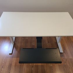IKEA Skarsta Standing Desk with Mount-It Keyboard Tray