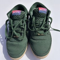 Devin Booker basketball shoes