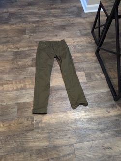 Men's Levi Pants Size 30x32