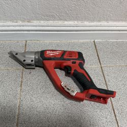 Milwaukee  M18 Metal  Cut Shear 