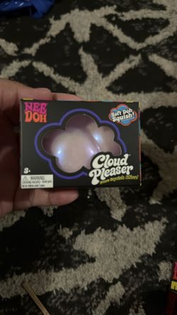 Cloud pleaser NeeDoh