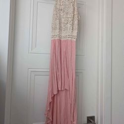 Like New! Women's summer dresses
- Size Small