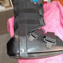 New Pneumatic Surgery Boot. Recovery Boot
