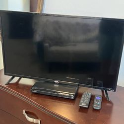 Roku 32" Smart TV and Sony Dolby Digital HDMI CD/DVD Player