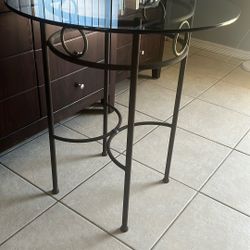 MODERN METAL & GLASS ACCENT TABLE -30inch Tall
