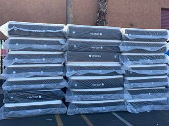 BRAND NEW!! Twin  NECTAR 38 By 74 Memory Foam mattresses $2OO EACH  FREE DELIVERY!!