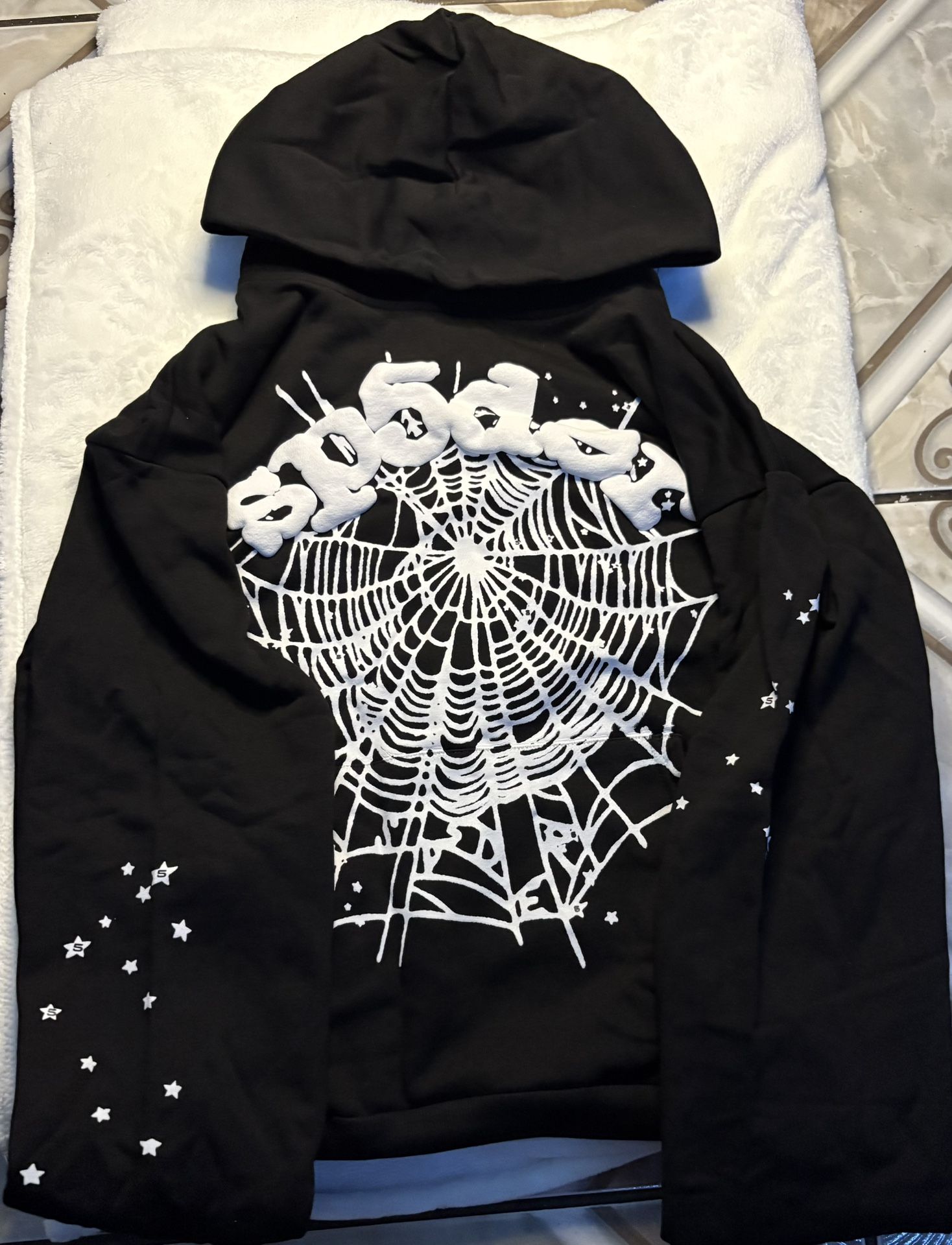 Spider Hoodie Size M