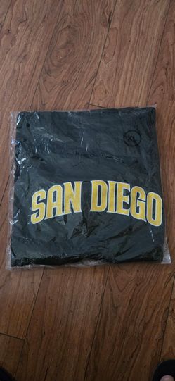 New San Diego Padres Baseball Shirt size XL