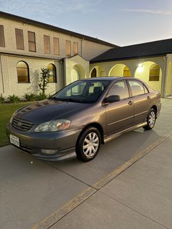 2004 Toyota Corolla