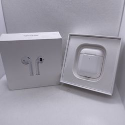 AirPods 1st gen with charging Cable 