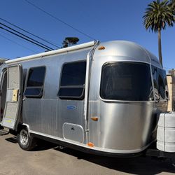 2009 Airstream Sport 22FB