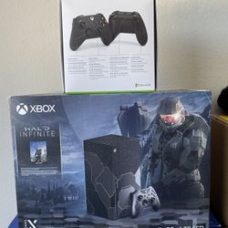 Xbox Series X – Halo Infinite Limited Edition Console Bundle