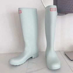 Hunter Boots NWOT Size 7