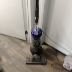 Dyson Vacuum 