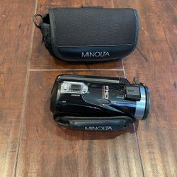 Minolta MN200NV Camcorder Used-Like New
