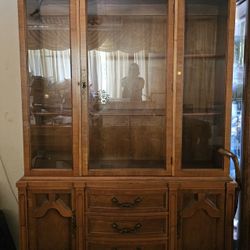 Beautiful China Hutch