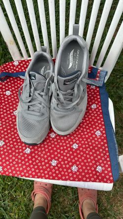 Men’s Sketchers 