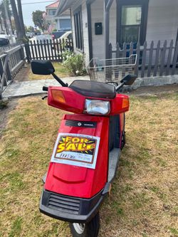 Moped Honda Elite