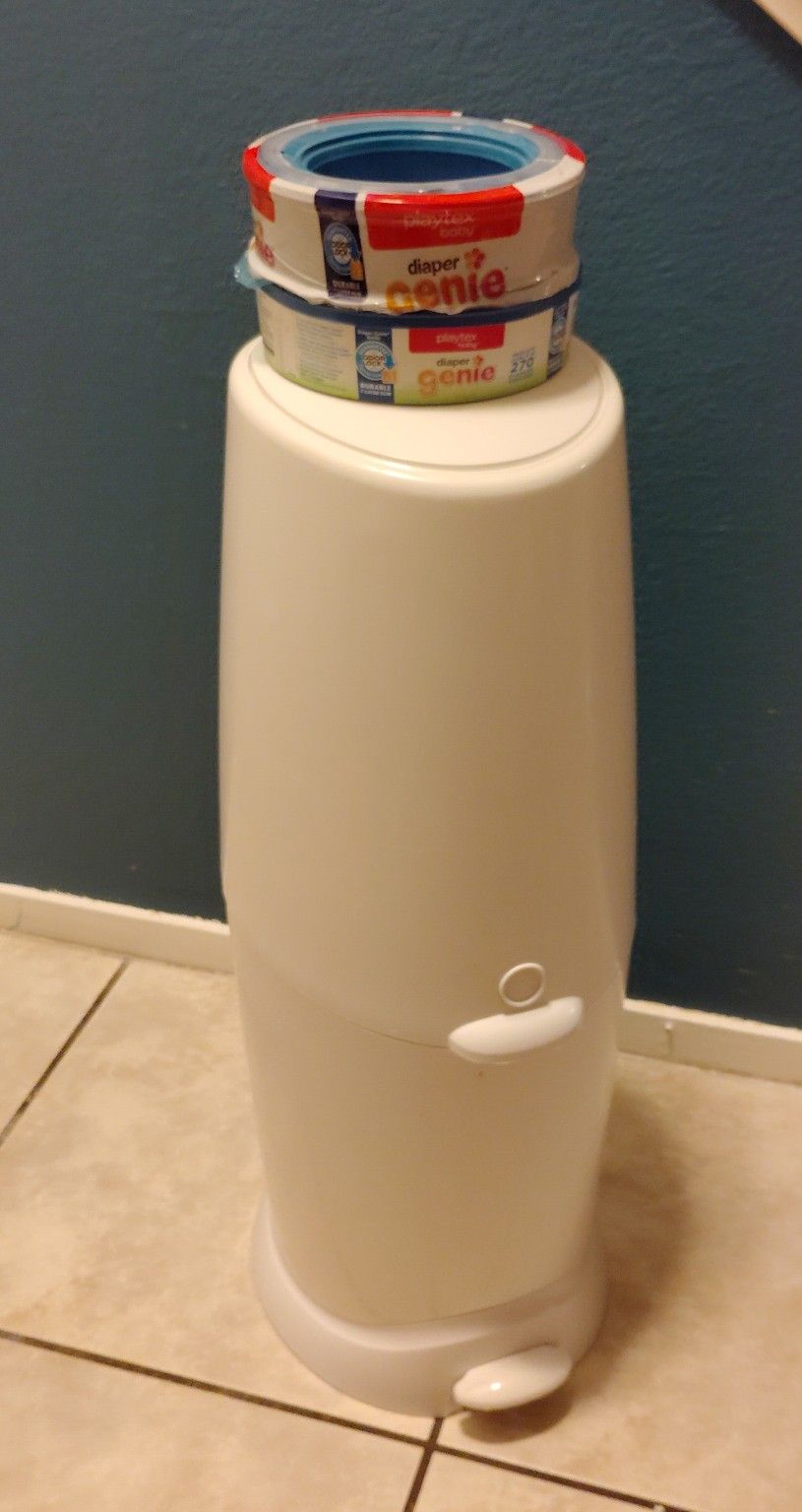 DIAPER GENIE
