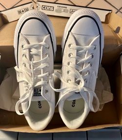 Converse - Brand New Size 8M 10W