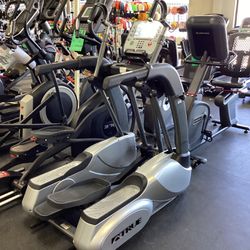 True ES900 Elliptical With Adjustable Stride From 16” To 27”