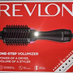 NEW Revlon One-Step Ceramic Hair Dryer & Volumizer Hot Air Brush