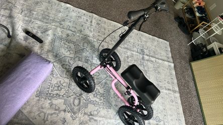 Knee scooter