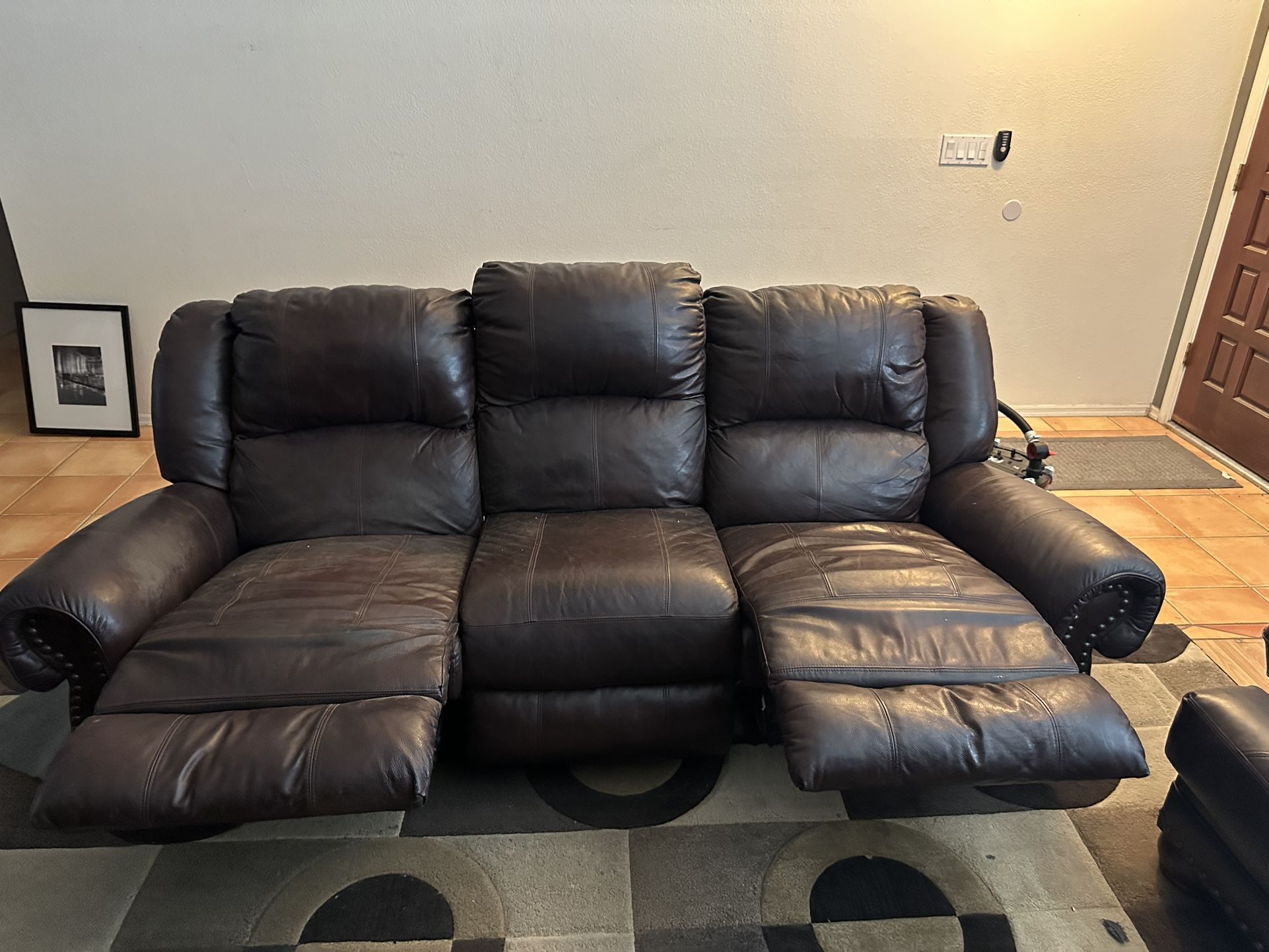 Beautiful Leather Living Room Furniture 