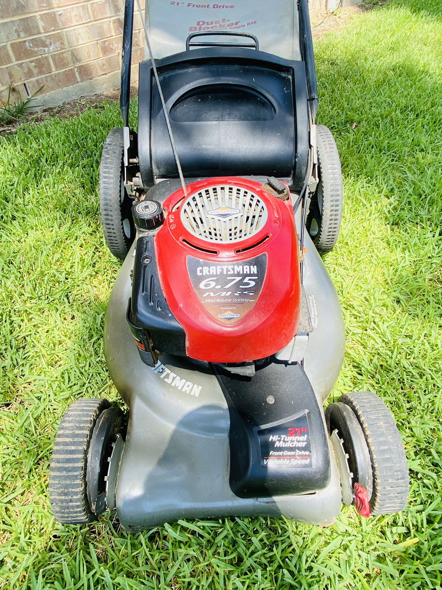 Craftsman 21 Self Propelled Lawn Mower With Bag for Sale in