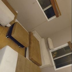 4 Piece Sofa Sectional Selling $550