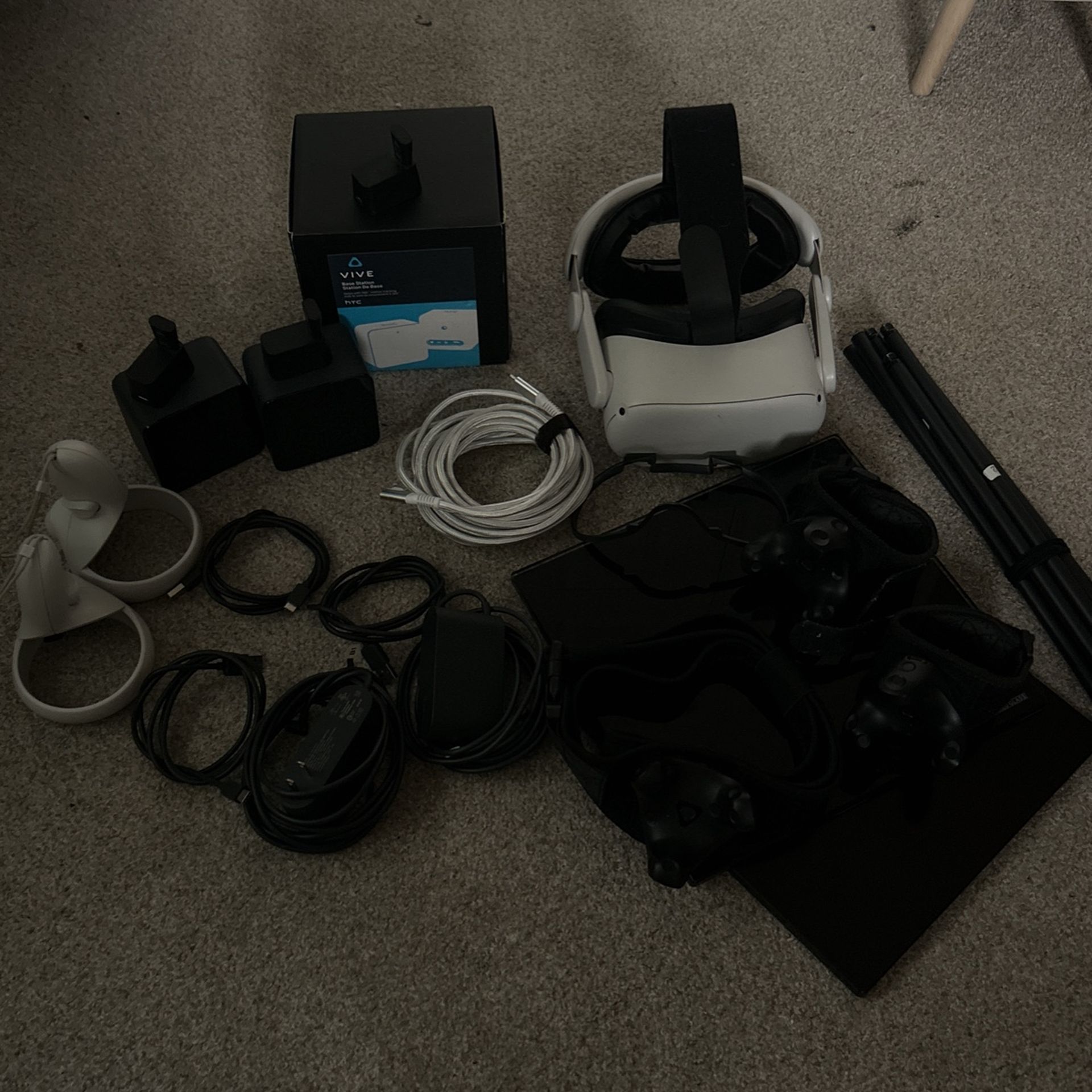 USED VR FULL BODY VIVE SET WITH OCULUS QUEST 2