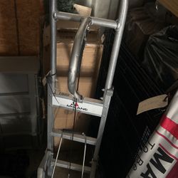 Dolly With Handle