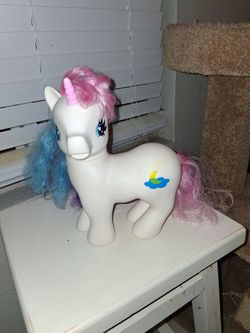 My Little Pony Unicorn Figure White Pink Blue Hair