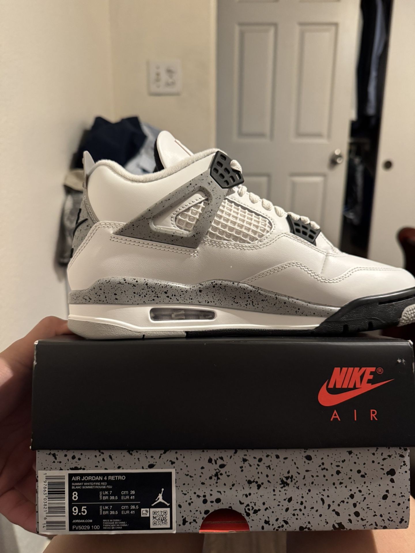 New Air Jordan 4 White cement size 8