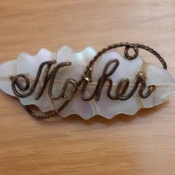 Carved Mother of Pearl Shell Gold Tone Wire Pin 