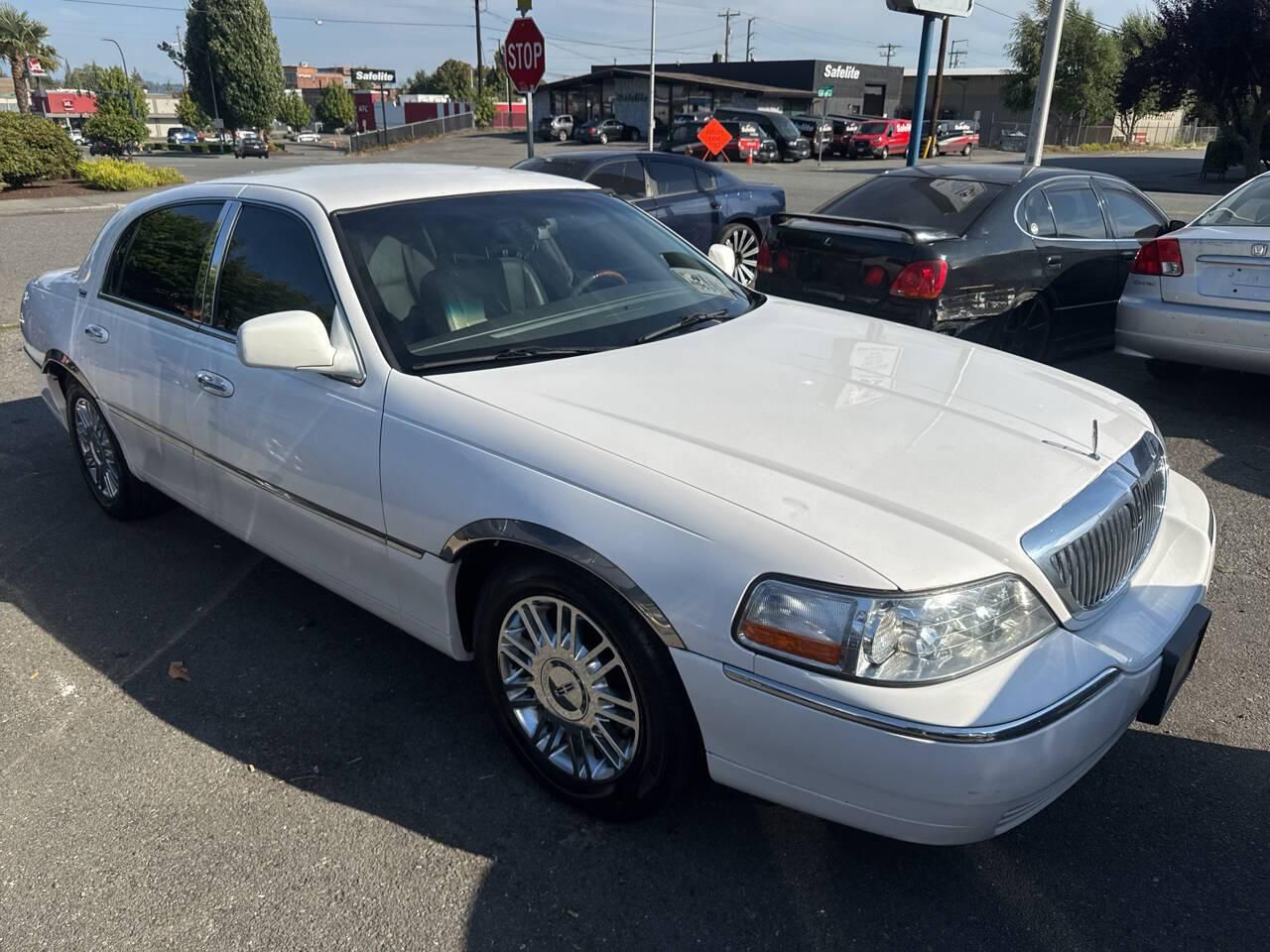 2009 Lincoln Town Car