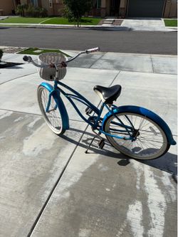Women’s Electra Beach Cruiser