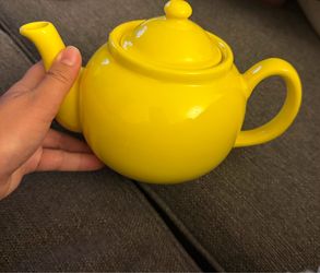 Ranmaru Yellow Ceramic Teapot 2-Cup w/ Lid & Handle, Glossy Traditional, vintage