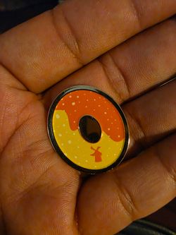 Dutch bros pin