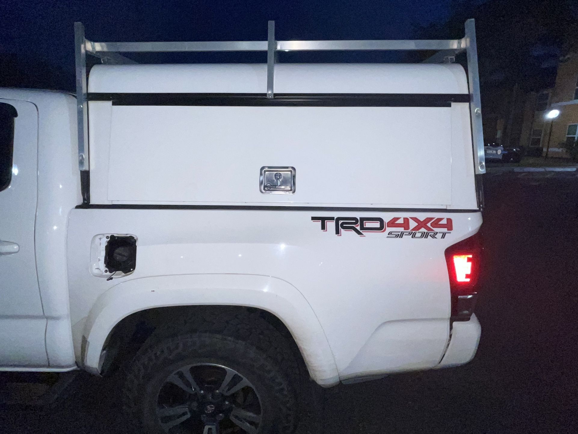 Toyota TACOMA Commercial Camper 