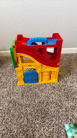 Fisher-Price Little People Portable Playset