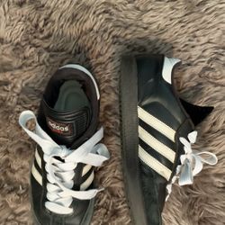 Men’s Adidas Sambas