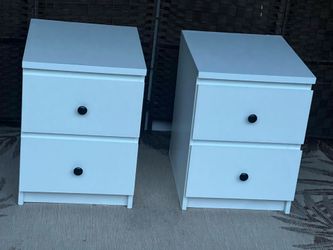 Ikea Malm white set 2 drawers nightstands