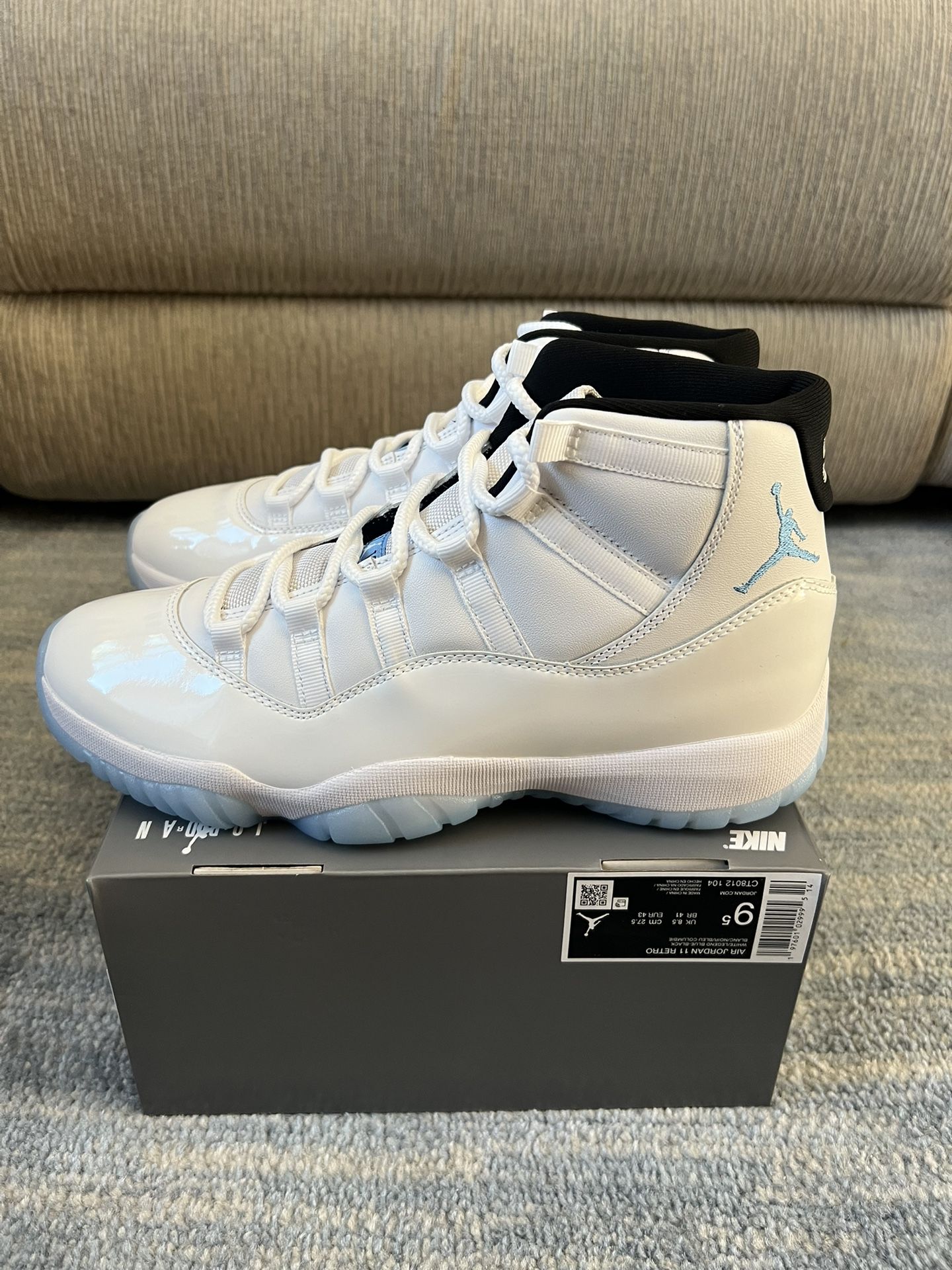 Jordan 11 Legend Blue